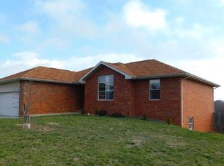 1716 N 25th St, Ozark, MO 65721