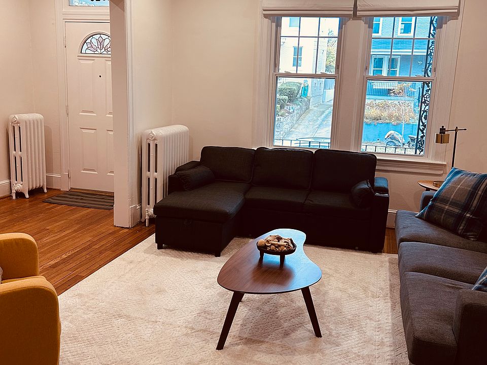 1st image of 1826 A St SE