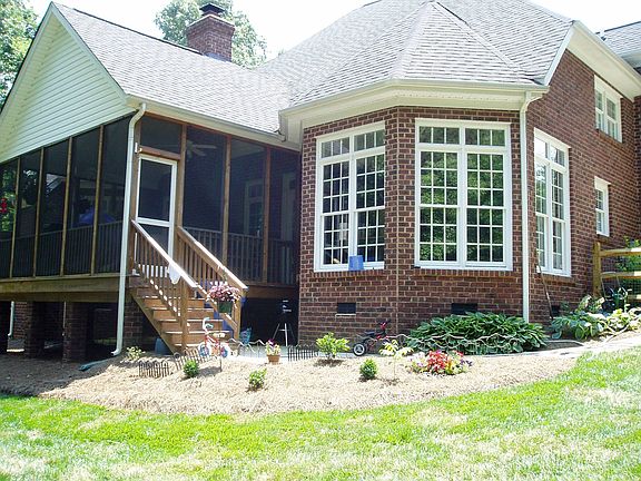 Screened  back deck