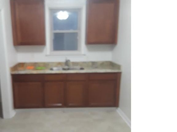 4th image of 11674 Broadstreet Ave
