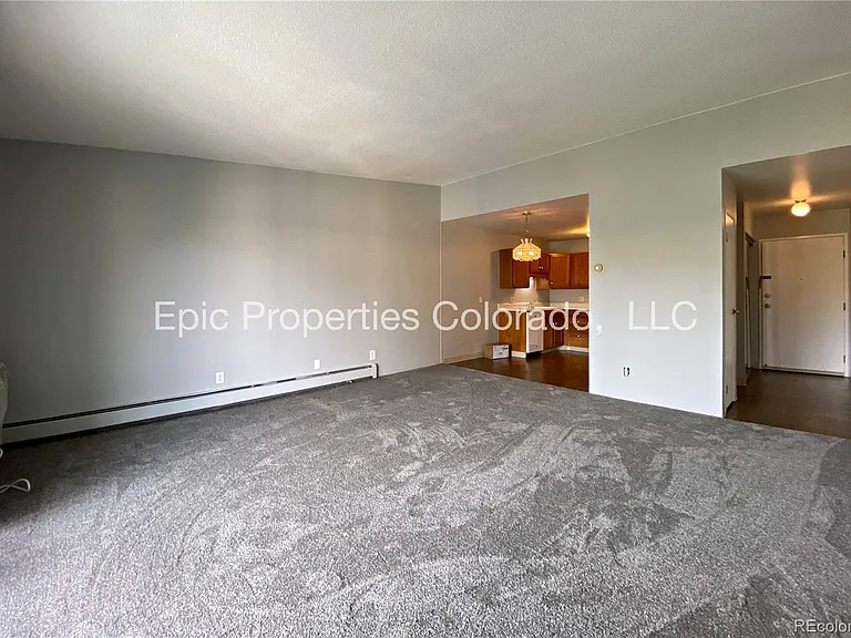 3124 S Wheeling Way #402 — Photo 11