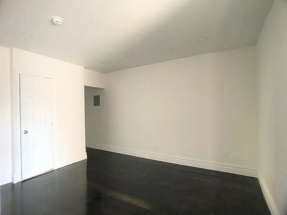 2nd image of 217 W 145th St #31