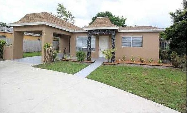 1st image of 873 SW 51st Ave