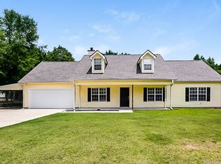 611 Longstreet Ln, Locust Grove, GA 30248