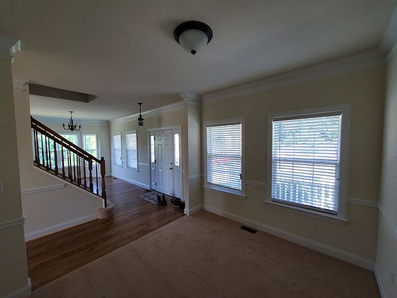 5th image of 233 Kanter Dr