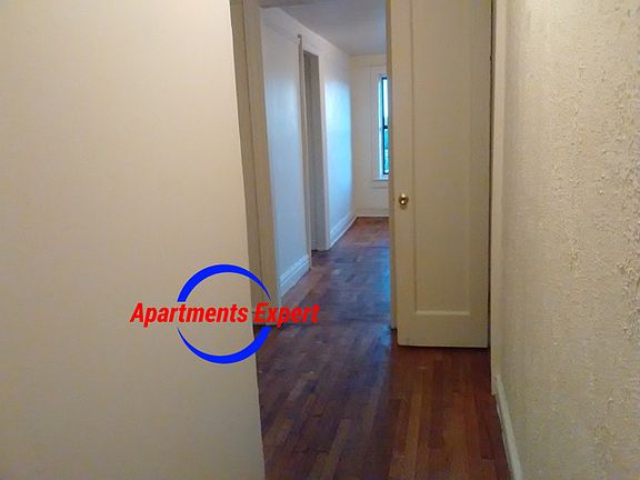 5th image of 213 W 238th St #19