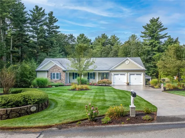 505 Log Rd, Burrillville, RI 02830