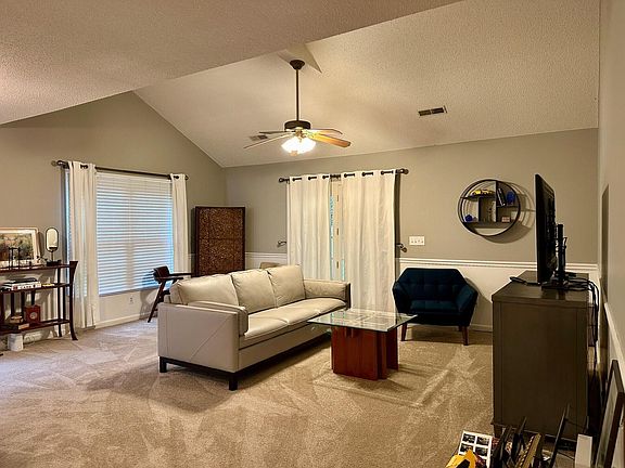 4th image of 9030 Delancey Cir