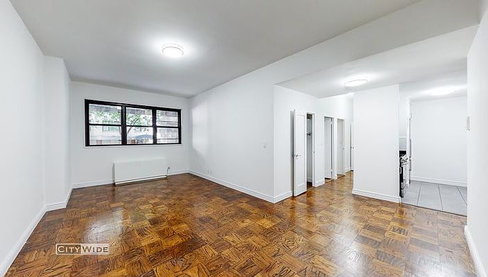 1st image of 400 E 89th St APT 1P