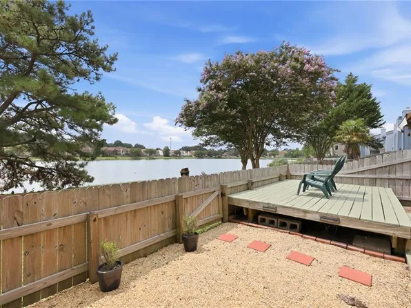 4727 Eldon Ct, Virginia Beach, VA 23462