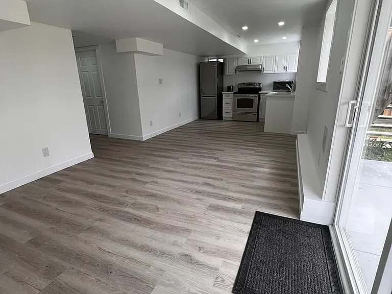 1708 Arborwood Dr — Photo 8