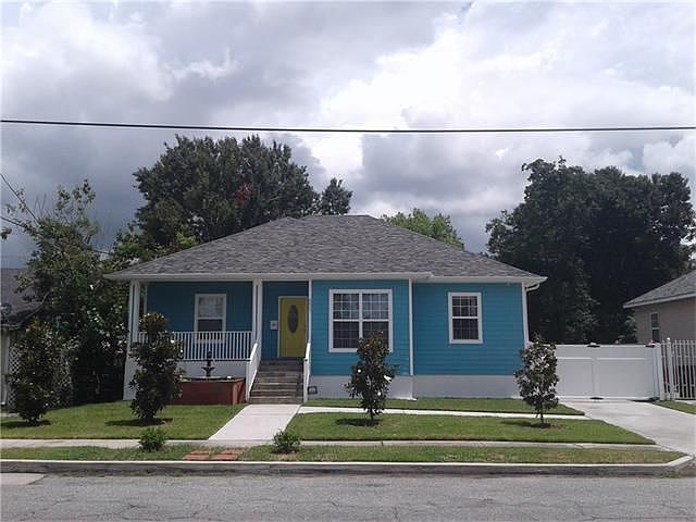 1st image of 8429 Edinburgh St