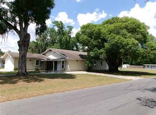 5714 19th St, Zephyrhills, FL 33542