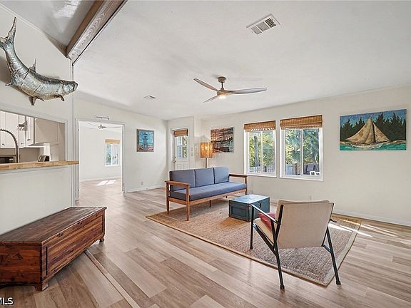 2nd image of 5228 Stringfellow Rd