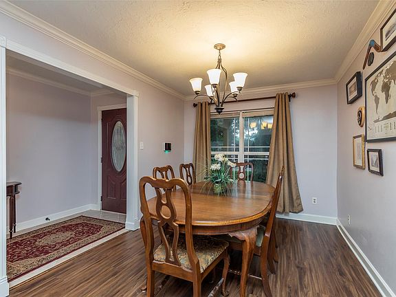5th image of 3303 Brookdale Dr