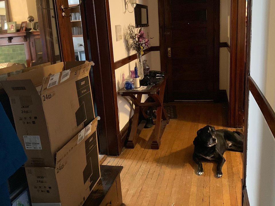 1st image of 1544 N La Salle Dr APT 101