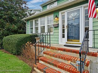 103 McLaren St, Red Bank, NJ 07701