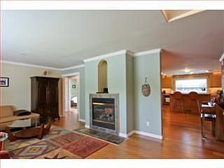 2nd image of 1050 Morningside Dr