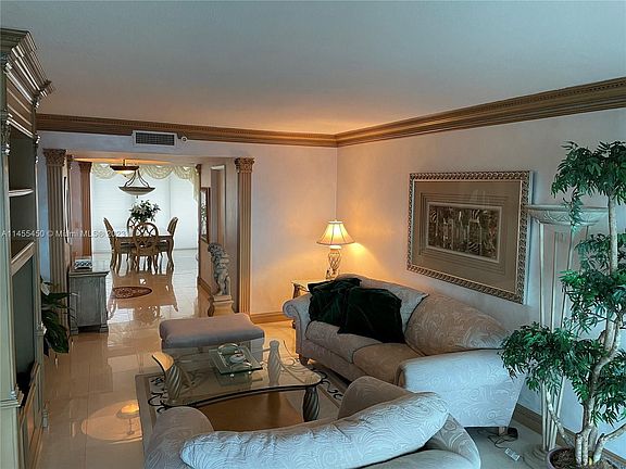 5th image of 17555 Collins Ave APT 1906