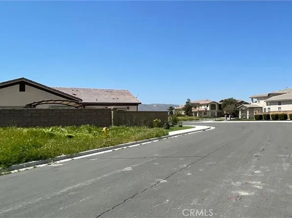 516 Montego St #96, San Jacinto, CA 92582