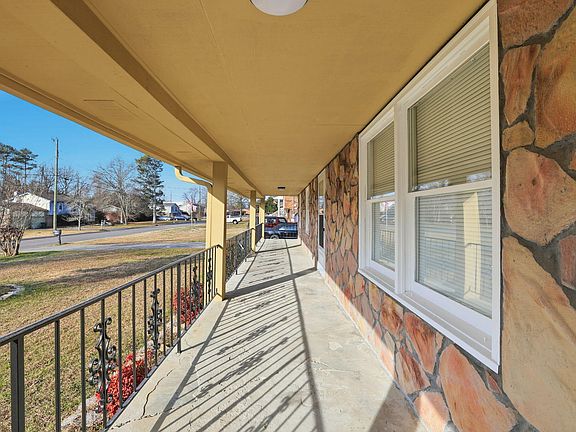 5th image of 1708 Cannon Dr