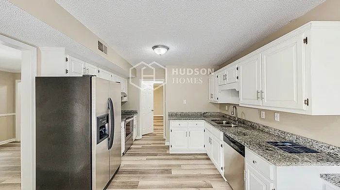 105 Berryhill Cir — Photo 12