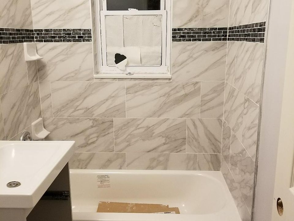 2nd image of 55 Gills Ln Unit 49