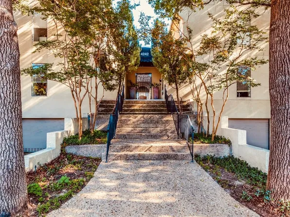4242 Travis St APT 102, Dallas, TX 75205