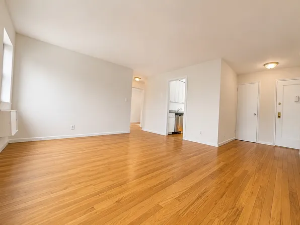 (undisclosed Address), Bayside, NY 11361