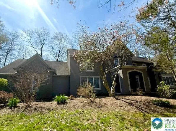 6688 Haasadahl Rd, Allentown, PA 18106