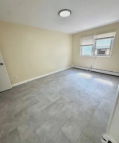 411 Manila Ave #2 — Photo 7