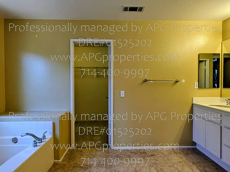 2439 N Cameo Ct — Photo 27