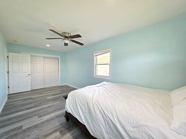 22931 Steele Dr — Photo 26