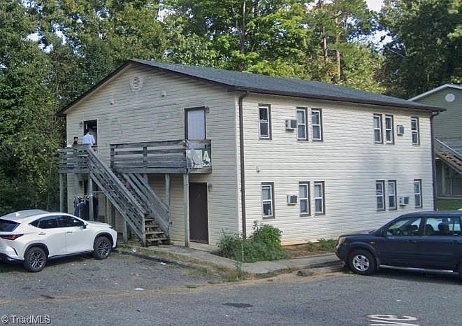 1st image of 100 Knight Ln