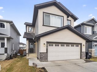 3319 8th St NW, Edmonton, AB T6T1A4