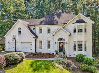 415 Holly Stream Trl, Roswell, GA 30075