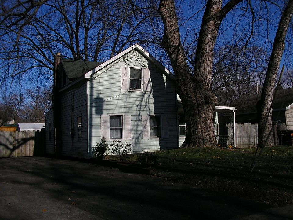 2nd image of 304 James St