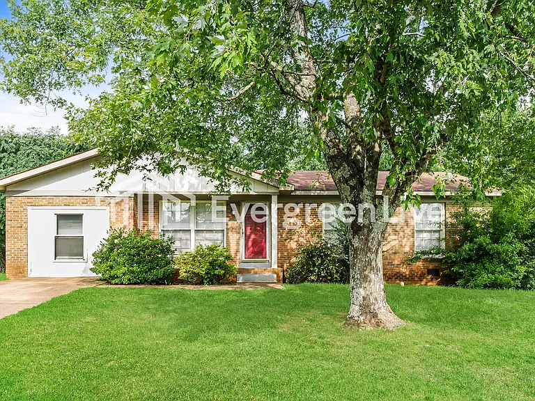 3412 Mimosa Ln NW — Photo 1