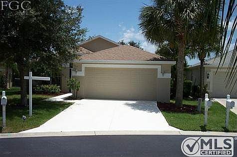 2nd image of 12847 Fox Hollow Cir