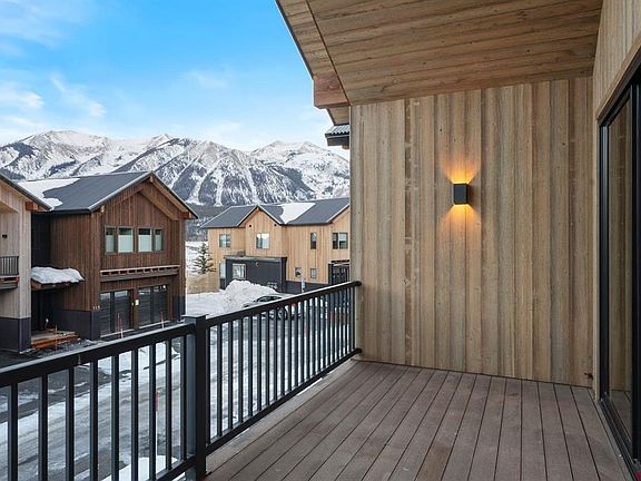 3rd image of 180 Elk Valley Road #104