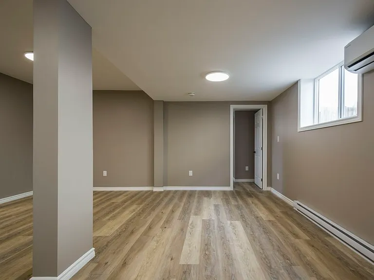 198 Lingham St #B — Photo 13