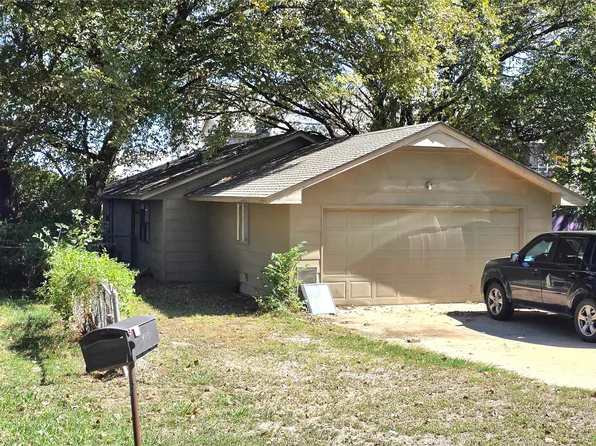 416 N Moore Ave, Claremore, OK 74017