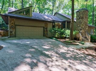 135 Waverly Hall Close, Roswell, GA 30075