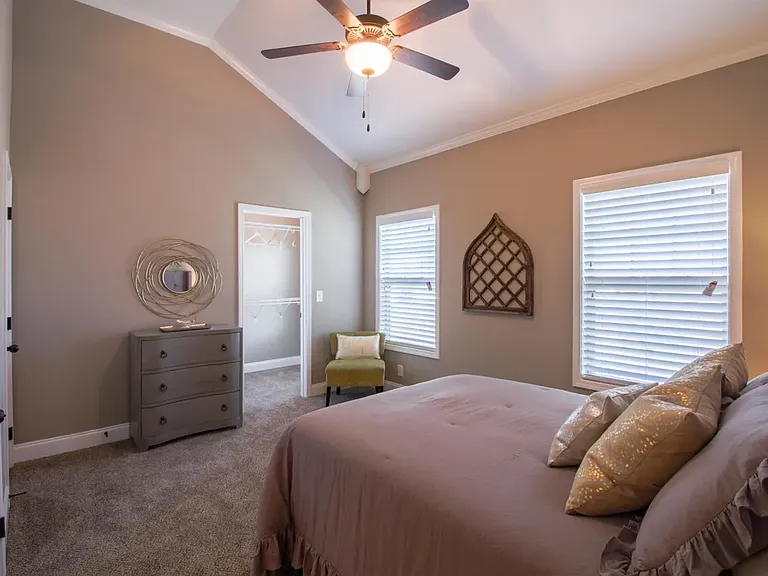 169 Dundee Dr — Photo 14