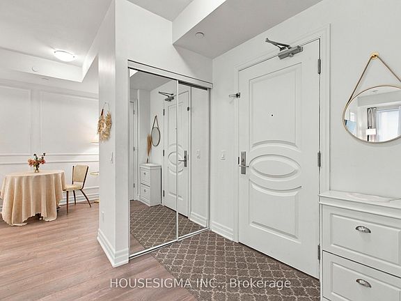 4th image of 9085 Jane St #705