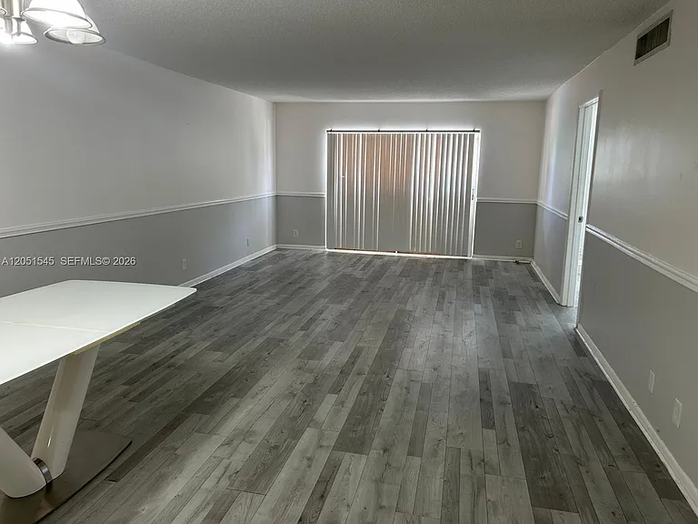 6100 S Falls Circle Dr #202 — Photo 6