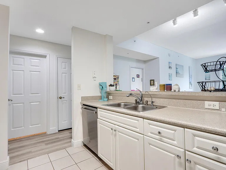 1155 Main St #216 — Photo 10