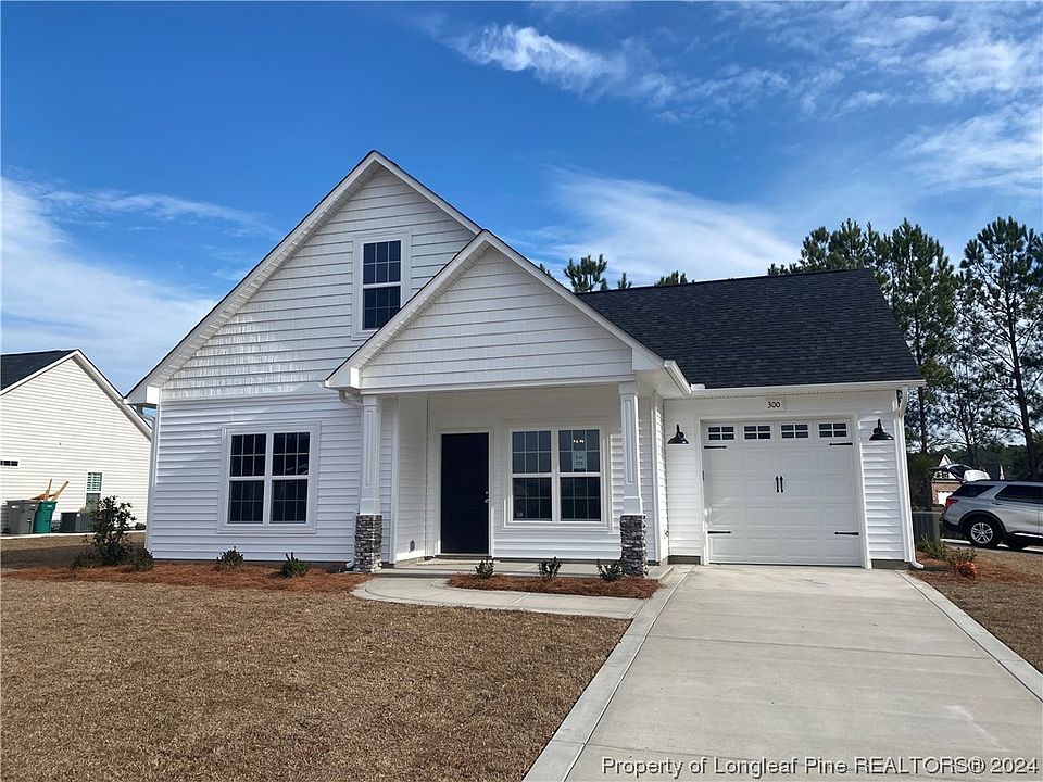 1st image of 300 Oak Pointe Cir E