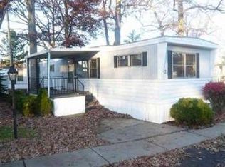 121 Burr Oak Dr, Morton, IL 61550