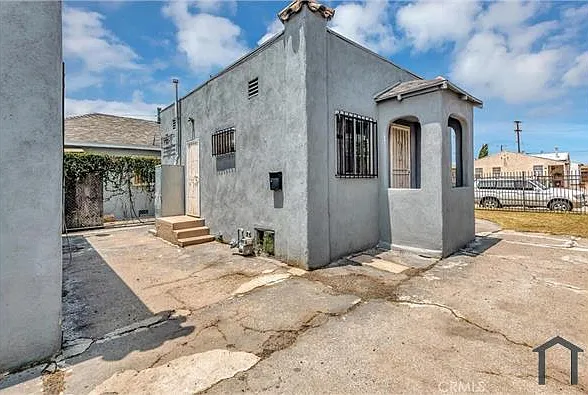 2 bed, 600 sqft, $2,650 — Photo 2